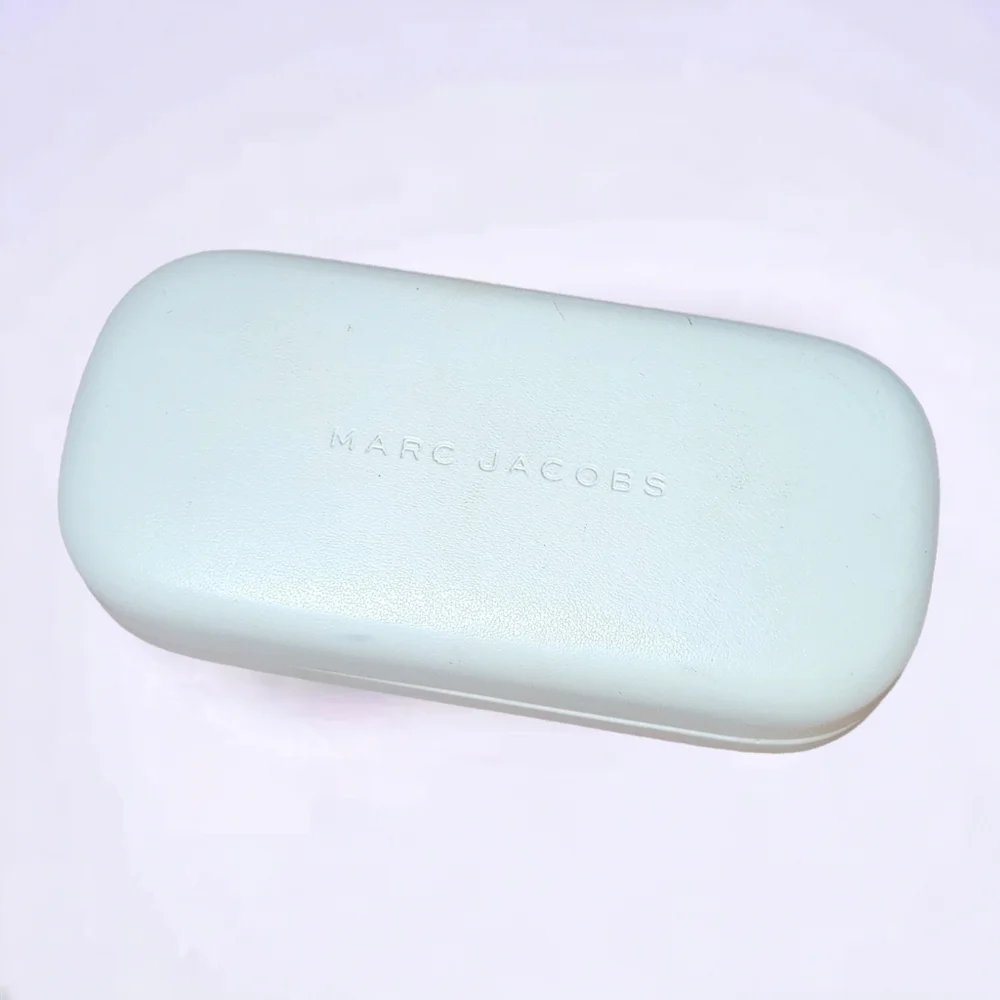 Marc Jacobs White Leather Hard Shell Sunglass Case